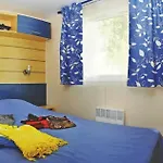 Camping Zecamping 4 600m Espace Aquatique Chiens Acceptes Animations