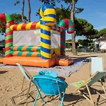 Camping Zecamping 4 600m Espace Aquatique Chiens Acceptes Animations Le Bois-Plage-en-Ré