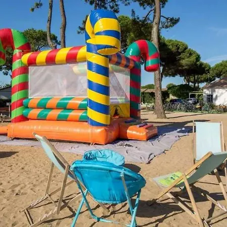 Campingplads Zecamping 4 Etoiles 600M Plage Espace Aquatique Chiens Acceptes Animations 4*