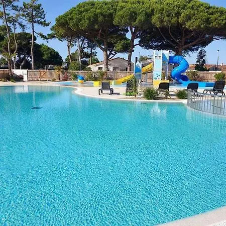 Parque de Campismo ZEcamping 4 étoiles sous les pins - Plage à 600 m - Piscine couverte 4*
