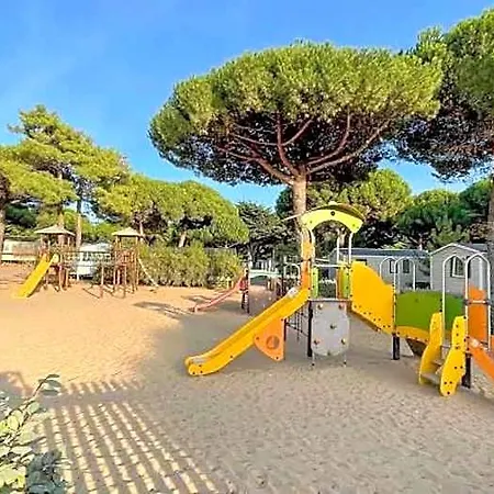 Camping Zecamping 4 Etoiles 600m Espace Aquatique Chiens Acceptes Animations