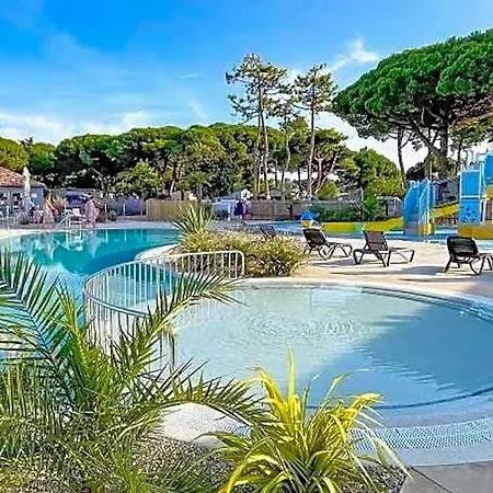 Zecamping 4 Etoiles 600m Espace Aquatique Chiens Acceptes Animations 4* Le Bois-Plage-en-Ré
