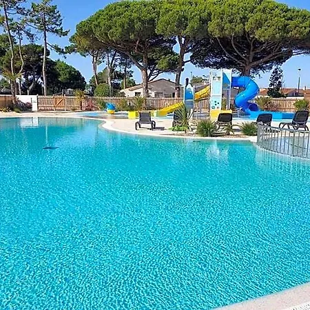 Zecamping 4 Etoiles 600m Espace Aquatique Chiens Acceptes Animations Le Bois-Plage-en-Ré