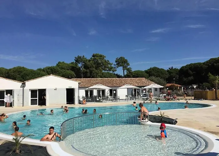 4 étoiles - Parc Aquatique - Eeia0i Camping